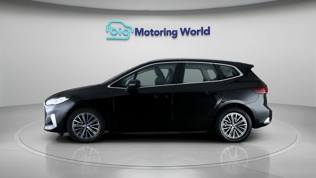 BMW 2 Series Active Tourer Luxury Black #4