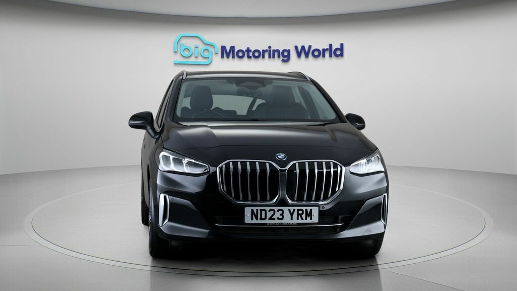 BMW 2 Series Active Tourer Luxury Black #2