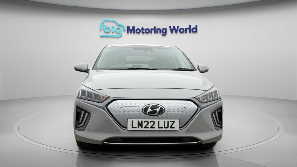 Hyundai Ioniq Premium Se Grey #2