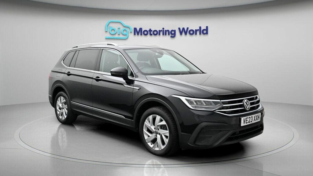 Volkswagen Tiguan Allspace Life Black
