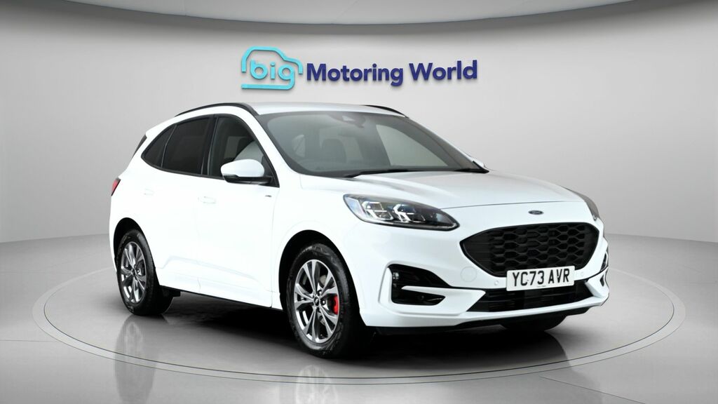 Ford Kuga St-line Edition White