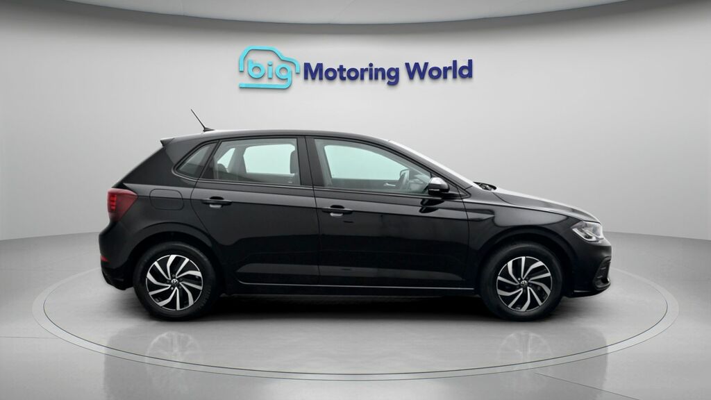 Volkswagen Polo Match Black #8