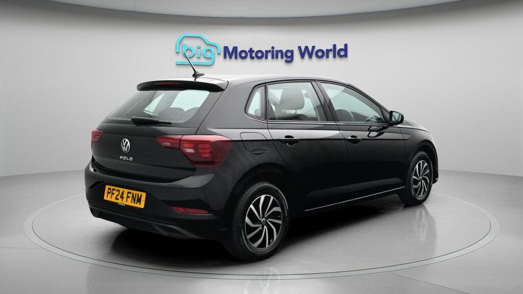 Volkswagen Polo Match Black #7