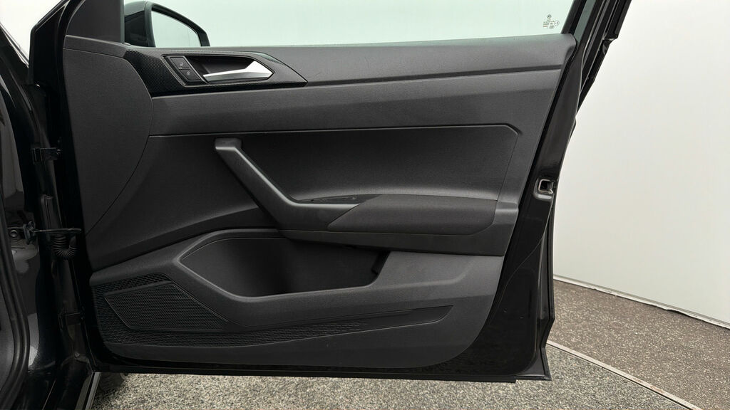 Volkswagen Polo Match Black #14