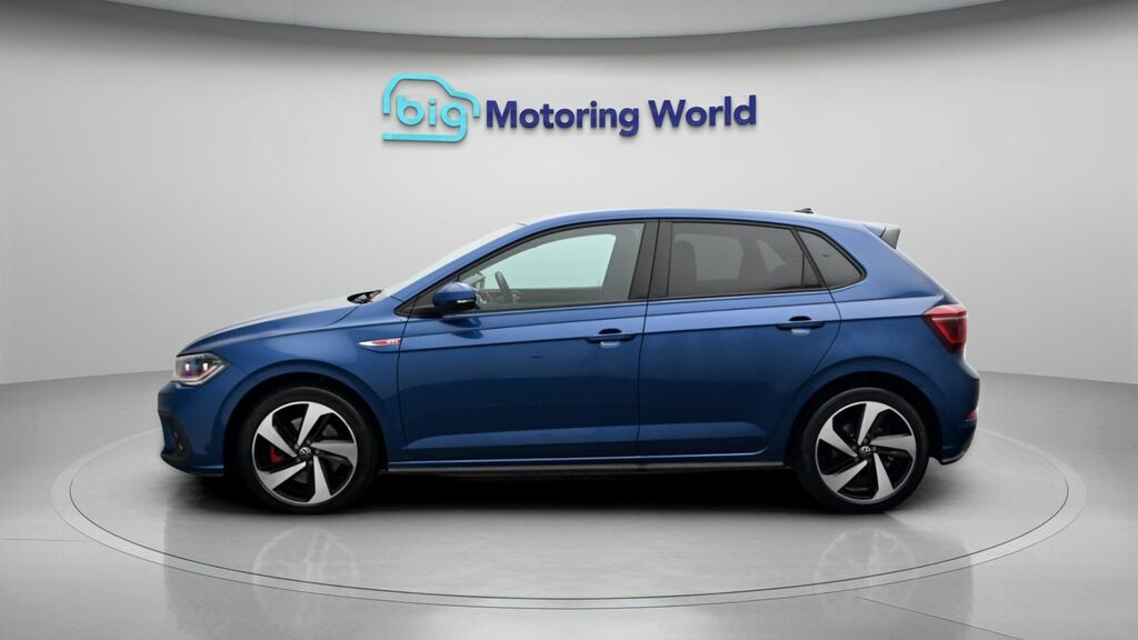 Volkswagen Polo 1.0 Tsi Style Black #4