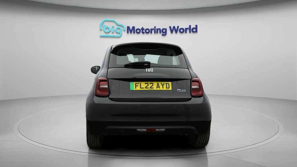 Fiat 500E Icon Black #6