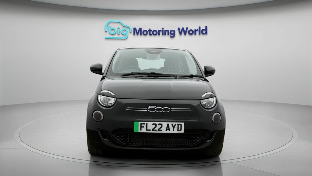 Fiat 500E Icon Black #2