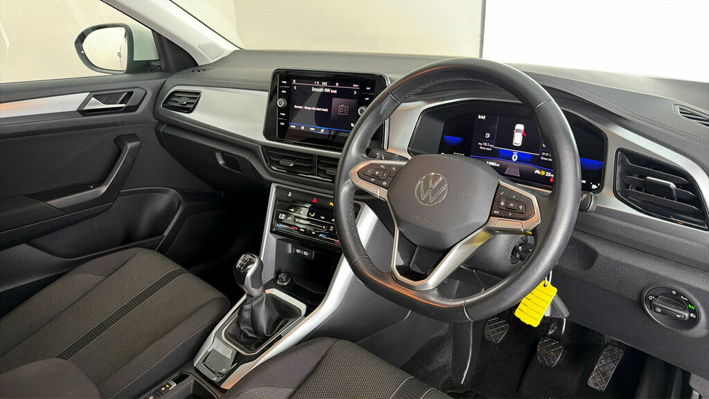 Volkswagen T-Roc 2023 23 2.0 Blue #9