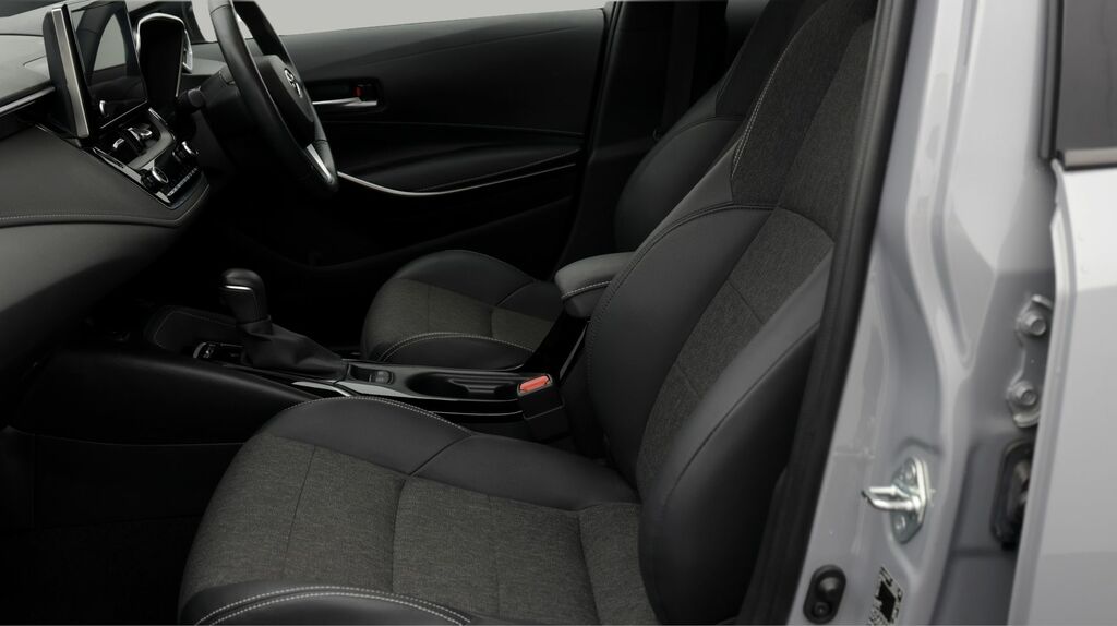 Toyota Corolla Gr Sport Black #14