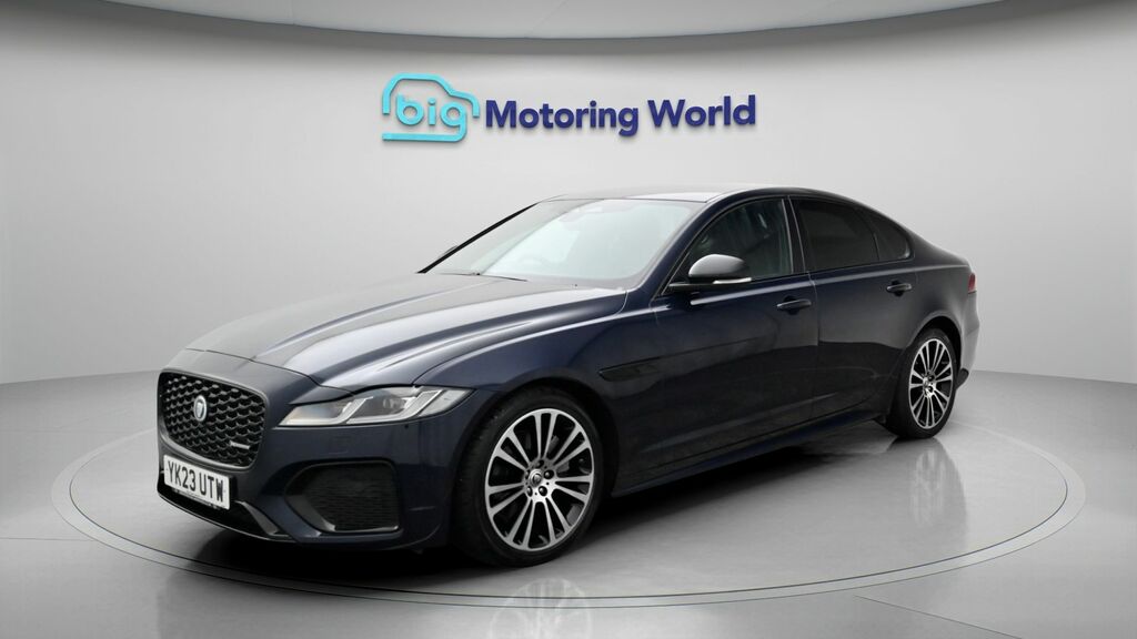 Jaguar XF R-dynamic Se Black Blue #3