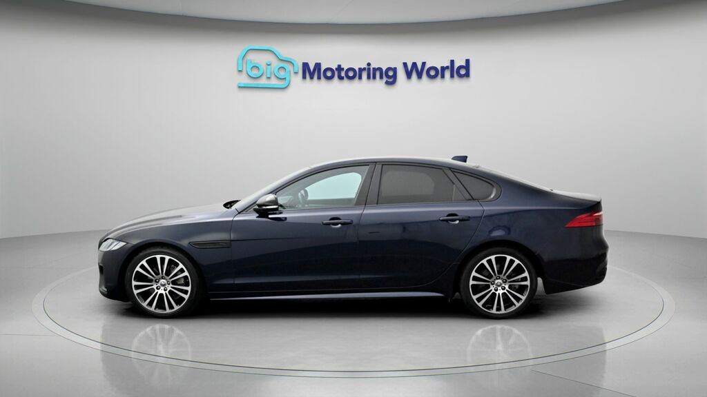 Jaguar XF R-dynamic Se Black Blue #4