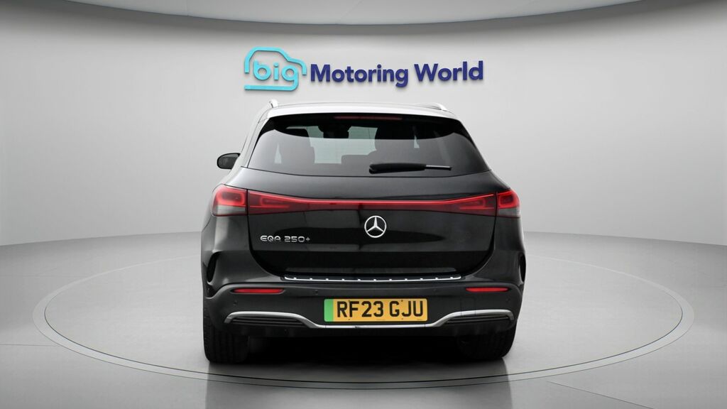 Mercedes-Benz EQA Amg Line Black #6