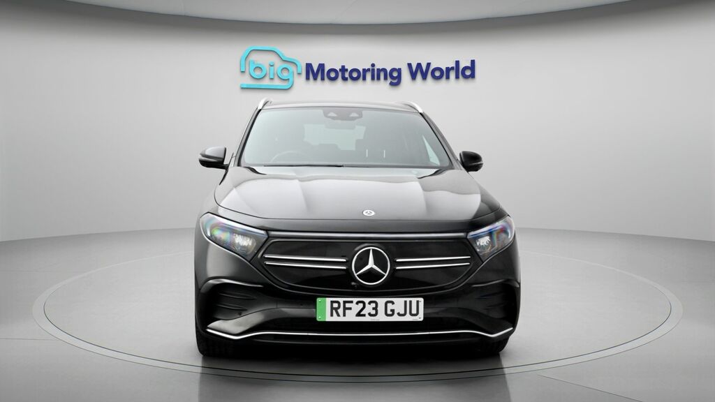 Mercedes-Benz EQA Amg Line Black #2