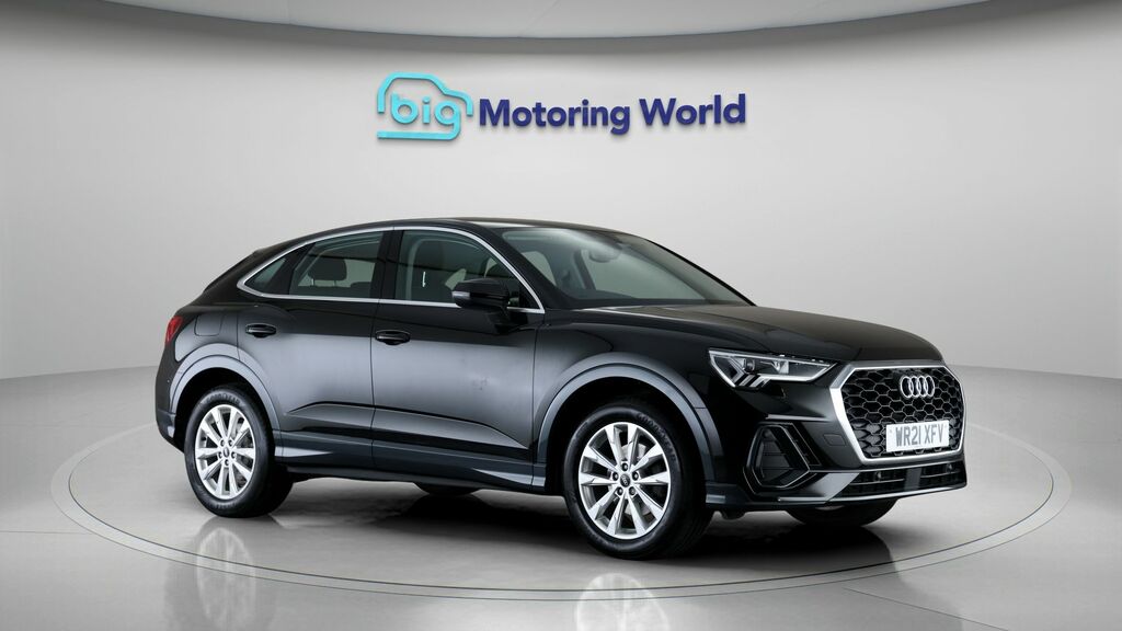 Audi Q3 Sport Black