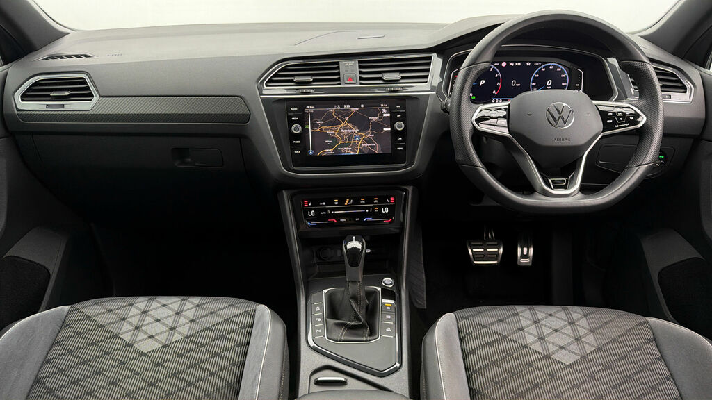 Volkswagen Tiguan Match Black #12