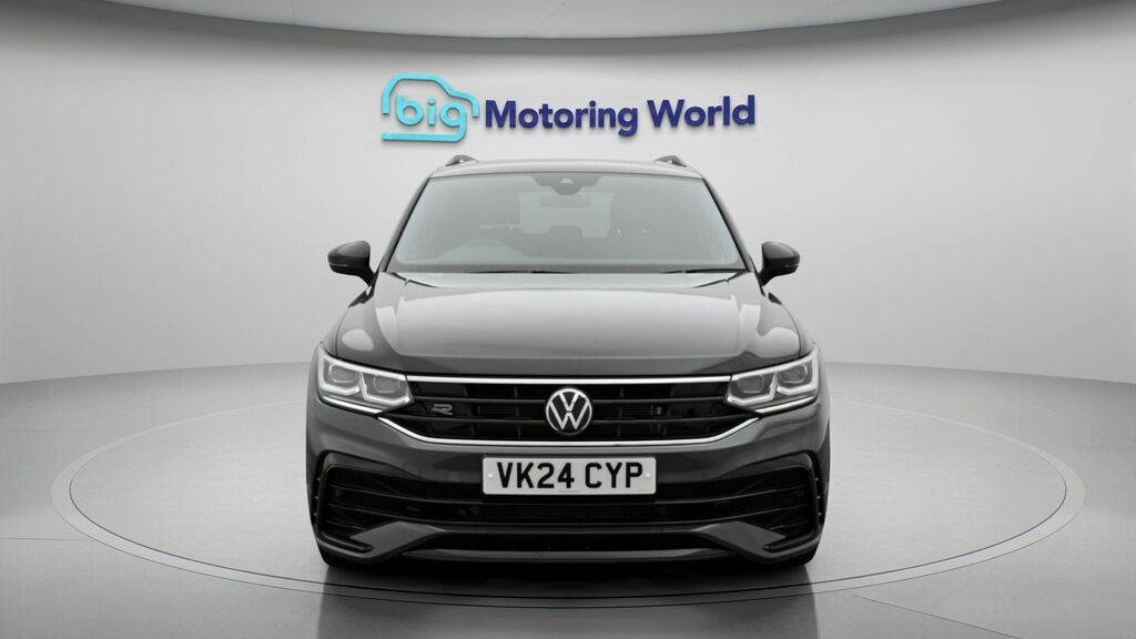Volkswagen Tiguan Black Edition Grey #2