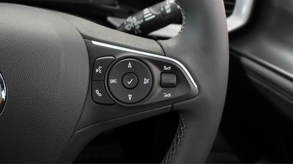 Vauxhall Mokka-e 50Kwh Ultimate Suv 136 Ps Red #20