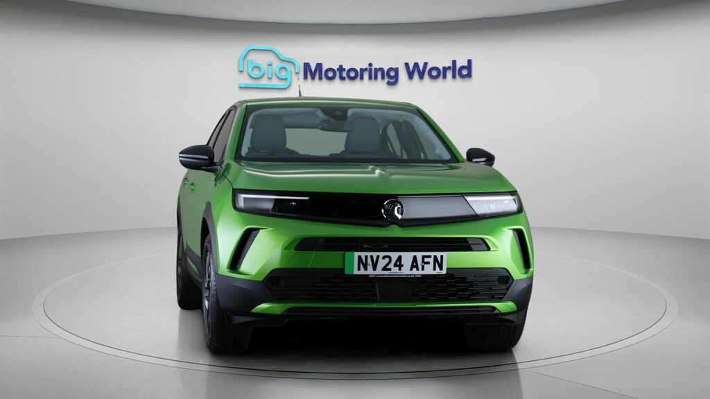 Vauxhall Mokka-e Design Green #2