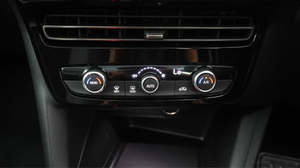 Vauxhall Mokka-e 50Kwh Ultimate Suv 136 Ps Red #11