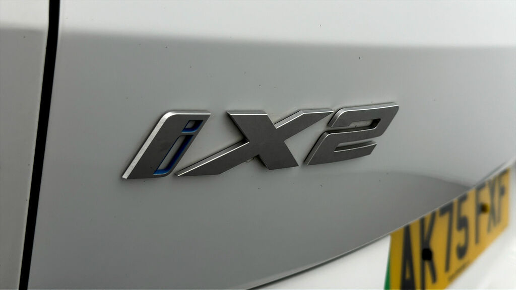 BMW iX2 150Kw Edrive20 M Sport 65Kwh 2025 Blue #21