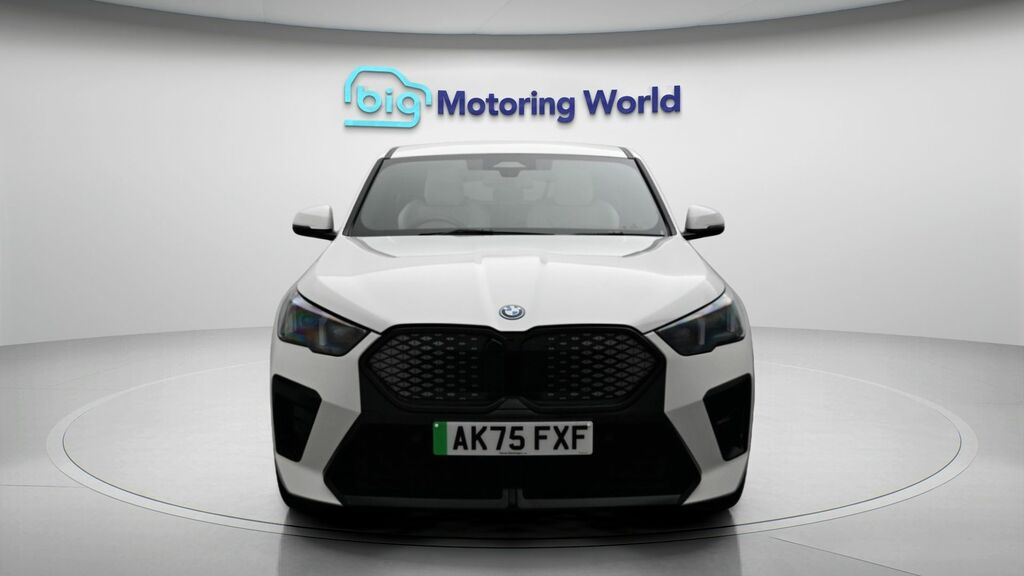 BMW iX2 Shadow Edition White #2