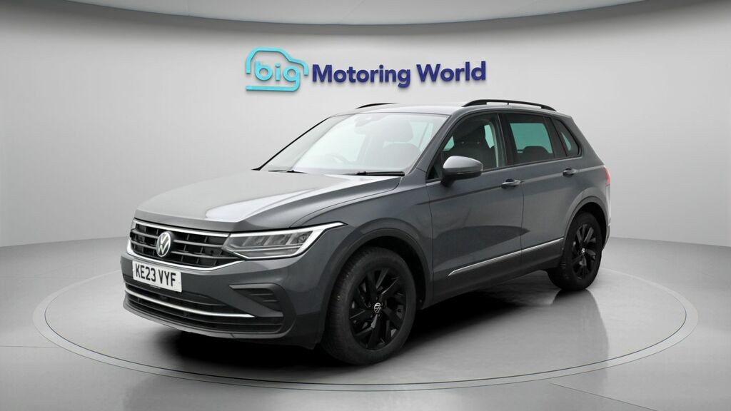 Volkswagen Tiguan Life Grey #3