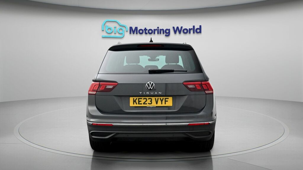 Volkswagen Tiguan Life Grey #6
