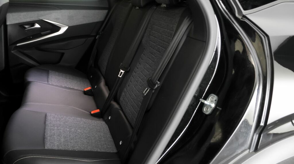 Peugeot 3008 1.2 Gt E-dsc6 Grey #16