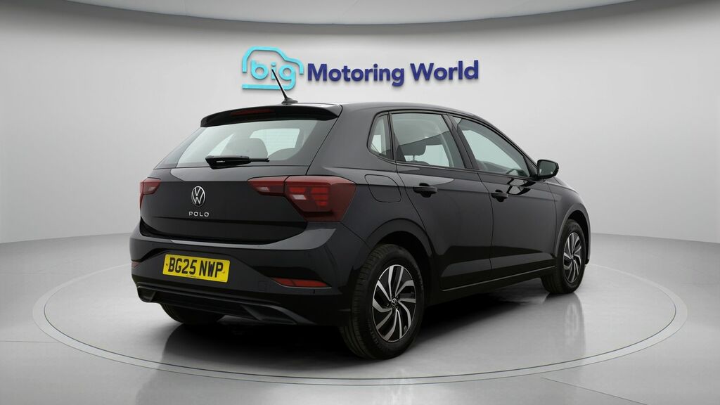 Volkswagen Polo 1.0 Tsi Match Red #7
