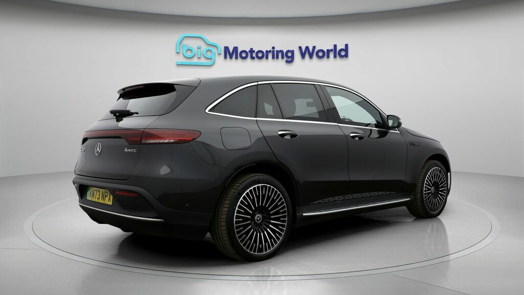 Mercedes-Benz EQC Amg Line Black #7