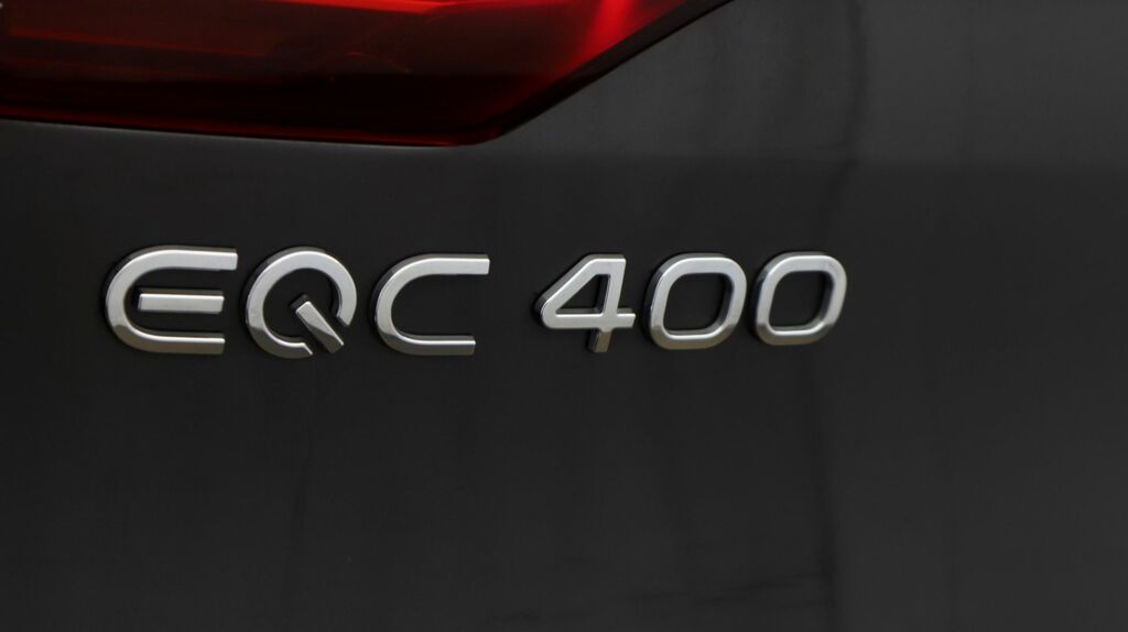 Mercedes-Benz EQC Amg Line Black #21
