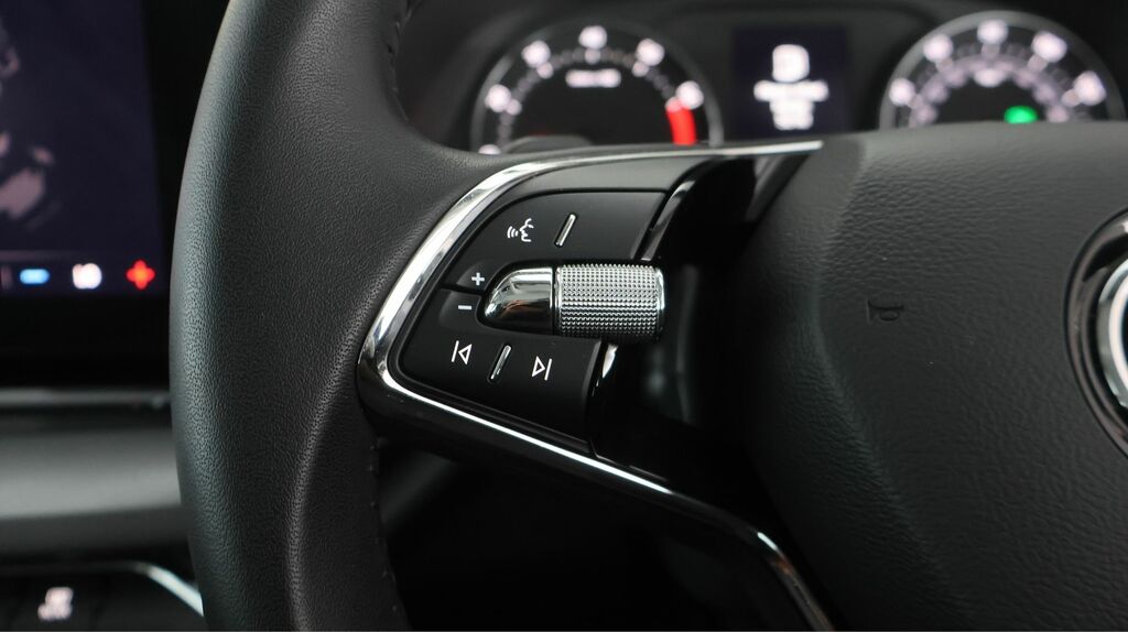 Skoda Octavia 2.0 Tdi 150 Se L Dsg Silver #22