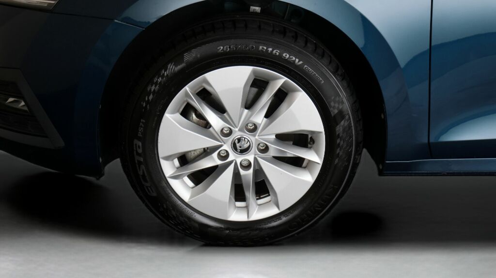 Skoda Octavia 2.0 Tdi 150 Se L Dsg Silver #17