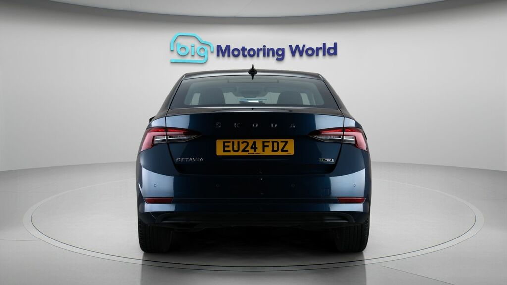 Skoda Octavia Se Blue #6