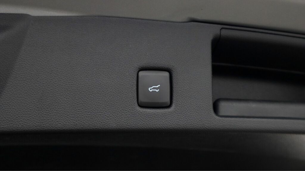 Ford Kuga 2.5 Ecoboost Duratec 14.4Kwh St-line X Cvt ... 202 White #25