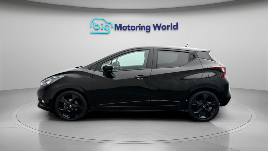 Nissan Micra N-sport Black #4