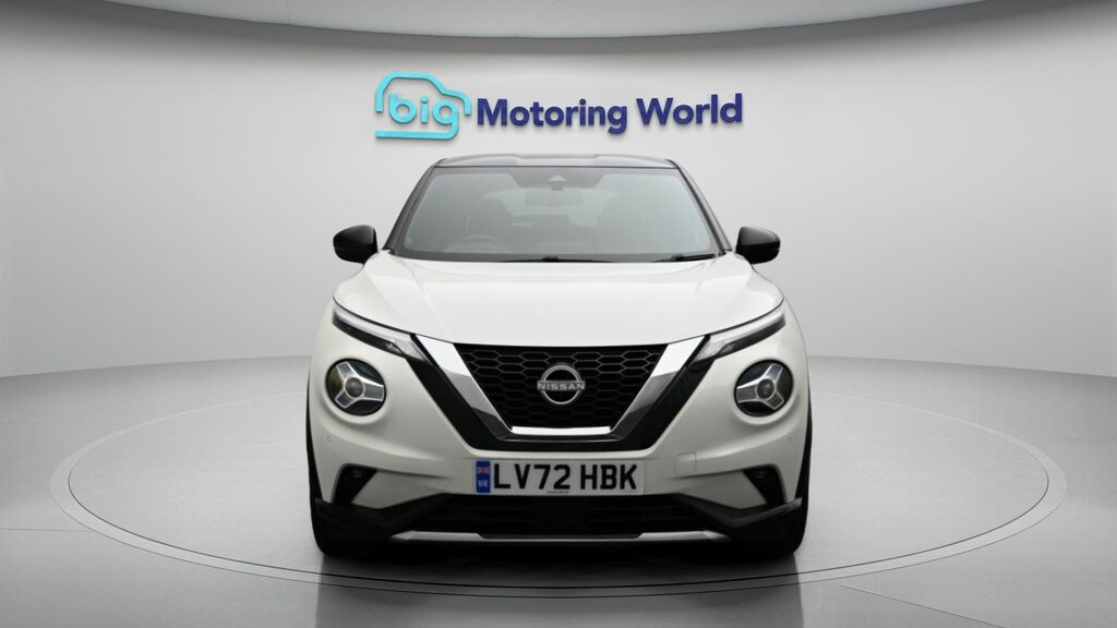 Nissan Juke Tekna White #2