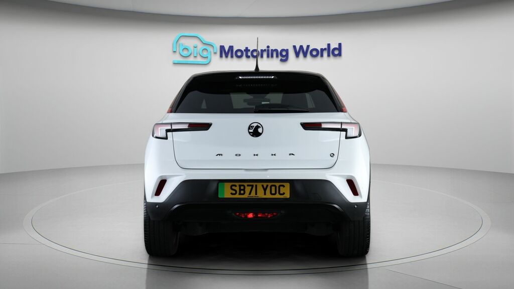 Vauxhall Mokka-e Sri Premium White #6
