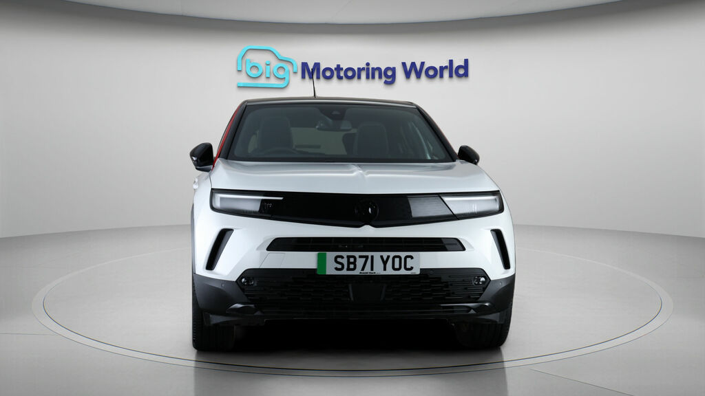 Vauxhall Mokka-e Sri Premium White #2