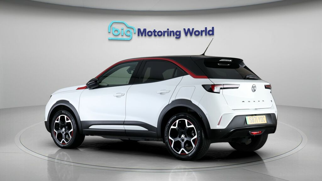 Vauxhall Mokka-e Sri Premium White #5