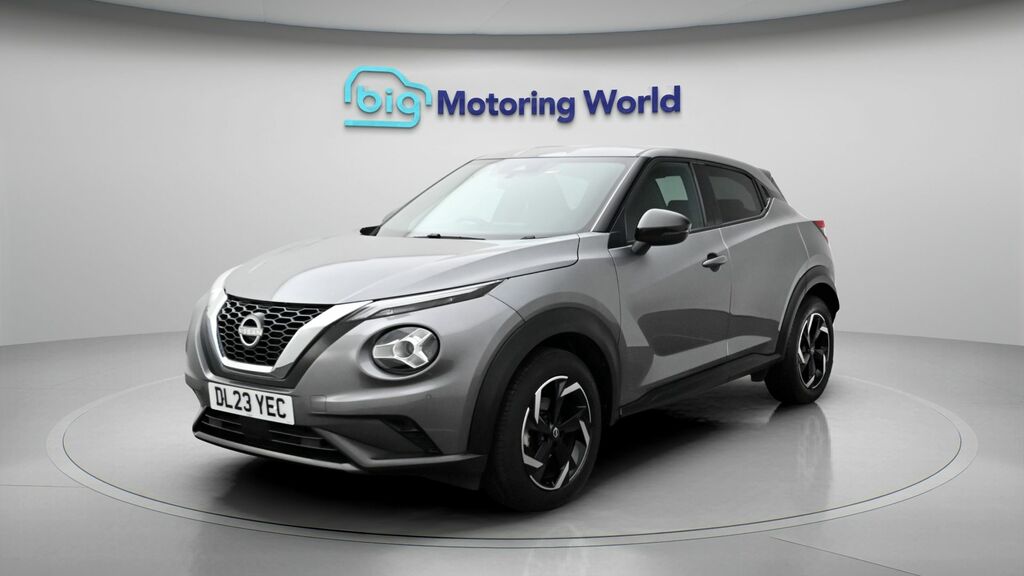 Nissan Juke N-connecta Grey #3