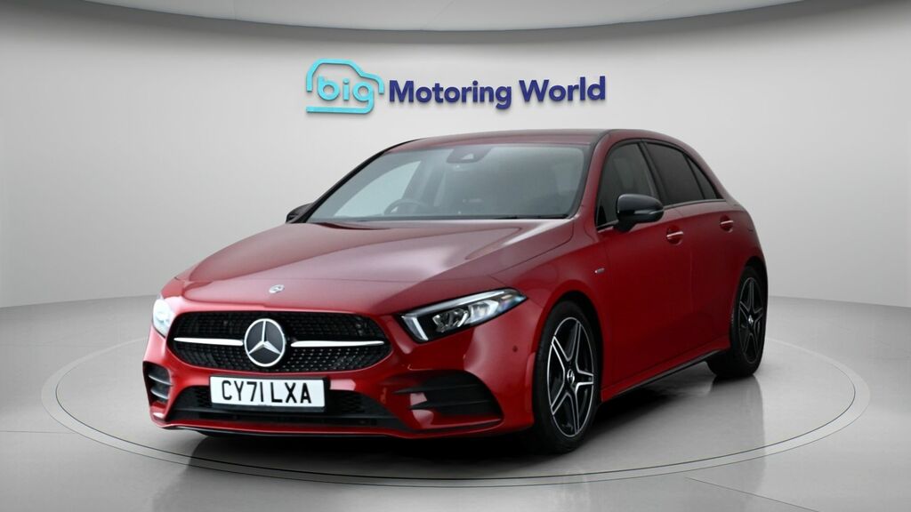 Mercedes-Benz A Class Amg Line Edition Red #3