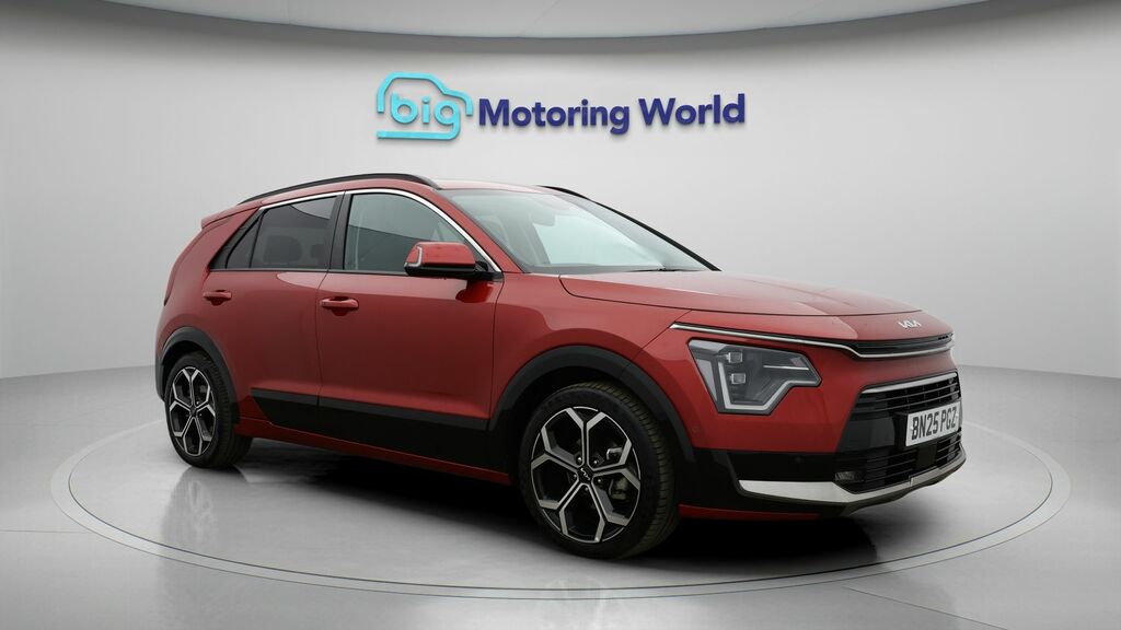 Kia Niro 4 Red