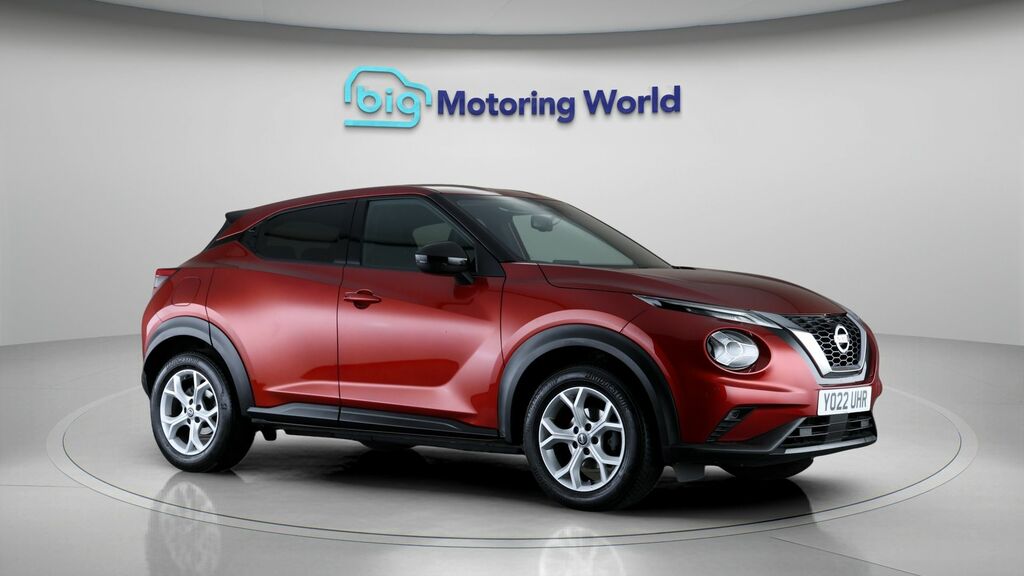Nissan Juke N-connecta Red