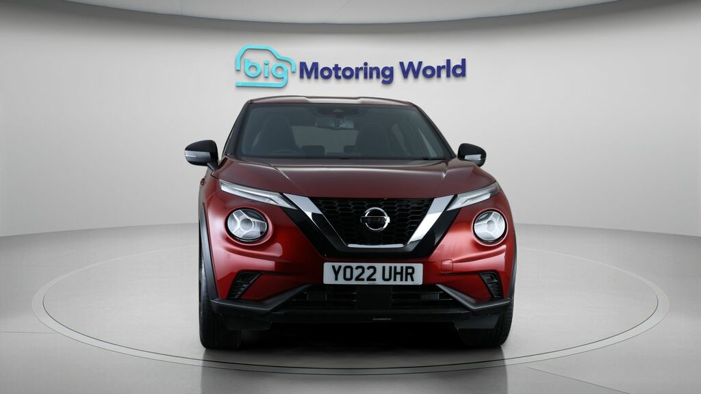 Nissan Juke N-connecta Red #2