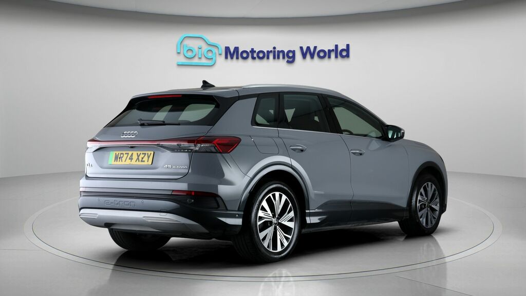Audi Q4 E Tron 210Kw 45 Quattro 82Kwh Black Edition Black #7