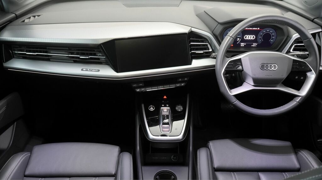 Audi Q4 E Tron 210Kw 45 Quattro 82Kwh Black Edition Black #12
