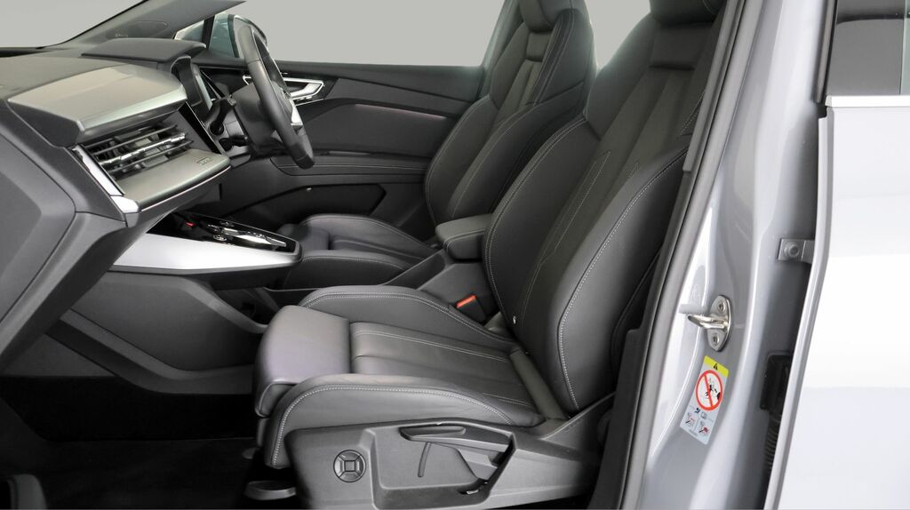 Audi Q4 E Tron 210Kw 45 Quattro 82Kwh Black Edition Black #13