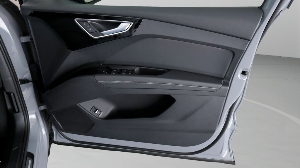 Audi Q4 E Tron 210Kw 45 Quattro 82Kwh Black Edition Black #14