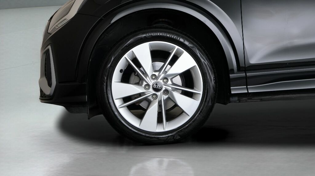 Audi Q2 35 Tfsi Sport S Tronic Black #17
